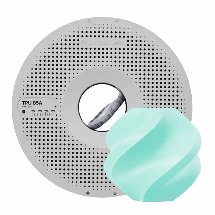 Bambu Lab BAMBU TPU 85A-LIGHT CIANO - COM CARRETEL REUTILIZÁVEL BAMBU